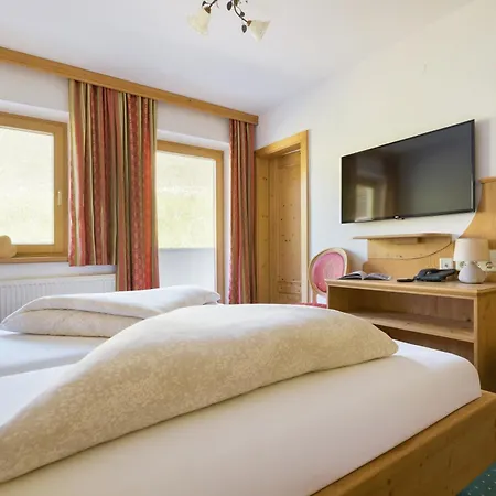 阿尔本科尼公寓 招待所