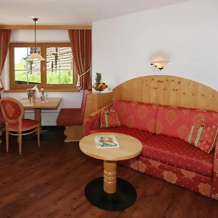 阿尔本科尼公寓 招待所