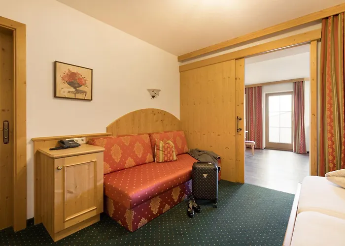 Alpenkoenig ゲストハウス ツェル・アム・ツィラー