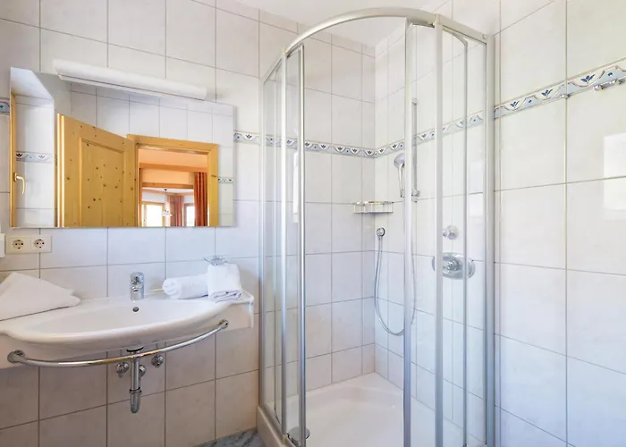 Alpenkoenig ゲストハウス