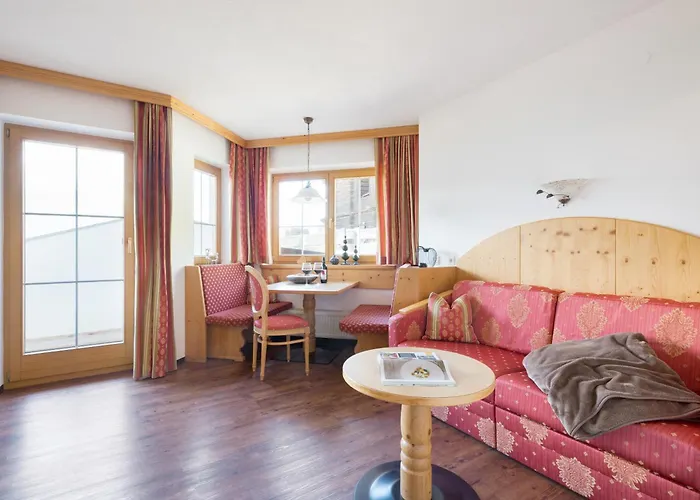 ゲストハウス Alpenkoenig ツェル・アム・ツィラー