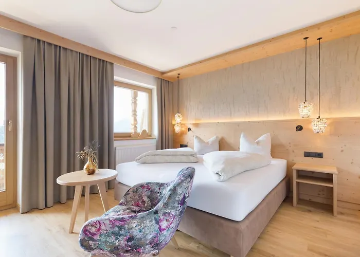 ゲストハウス Alpenkoenig ツェル・アム・ツィラー