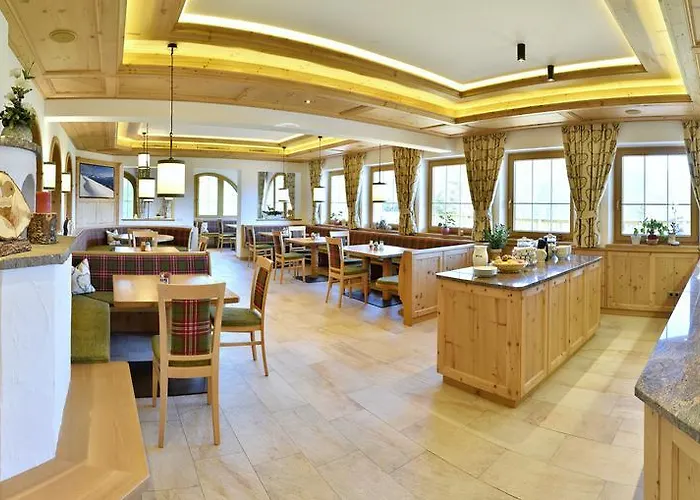 ゲストハウス Alpenkoenig ツェル・アム・ツィラー