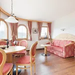 Alpenkoenig Pensionat Zell am Ziller