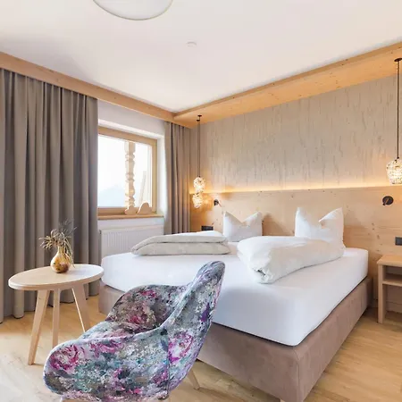 Penzion Alpenkoenig Zell am Ziller