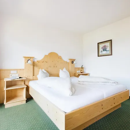 Penzion Alpenkoenig Zell am Ziller